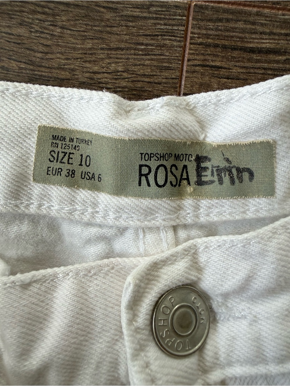 Topshop White Denim Shorts - Picture 3 of 5